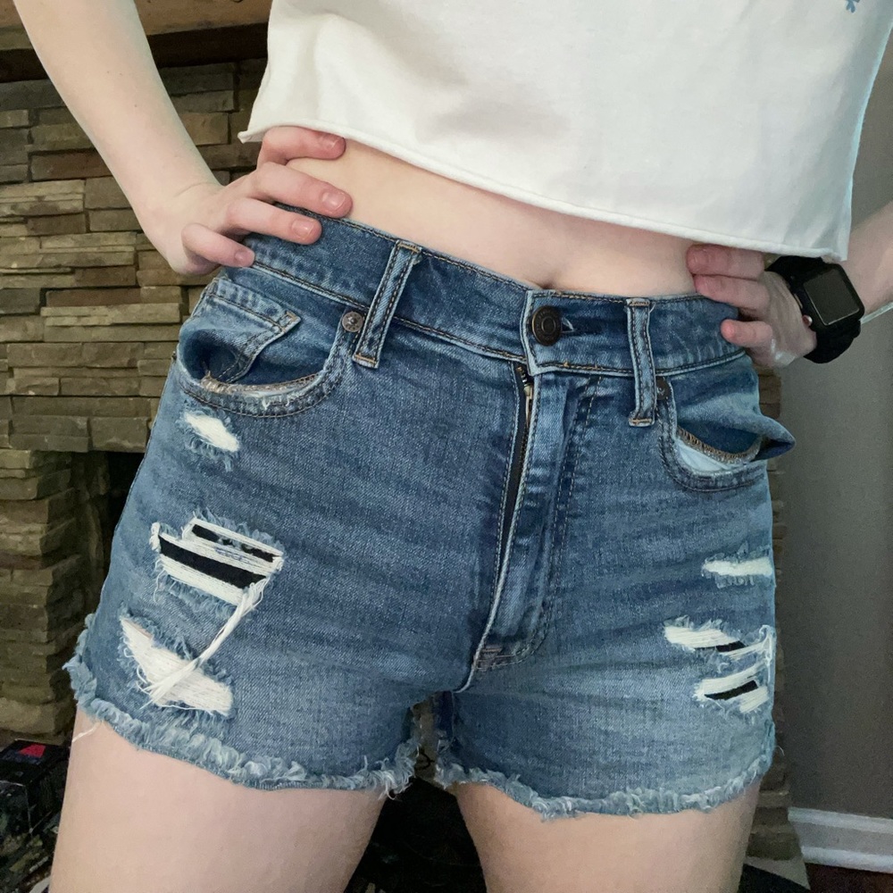 AEROPOSTALE CHEEKY SHORT 6